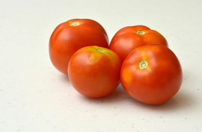Organic Desi Tameta (tomato) 500gm - દેશી ટામેટા
