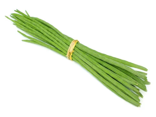 Organic Saragvo (moringa-drumstick) 100gm - સરગવો